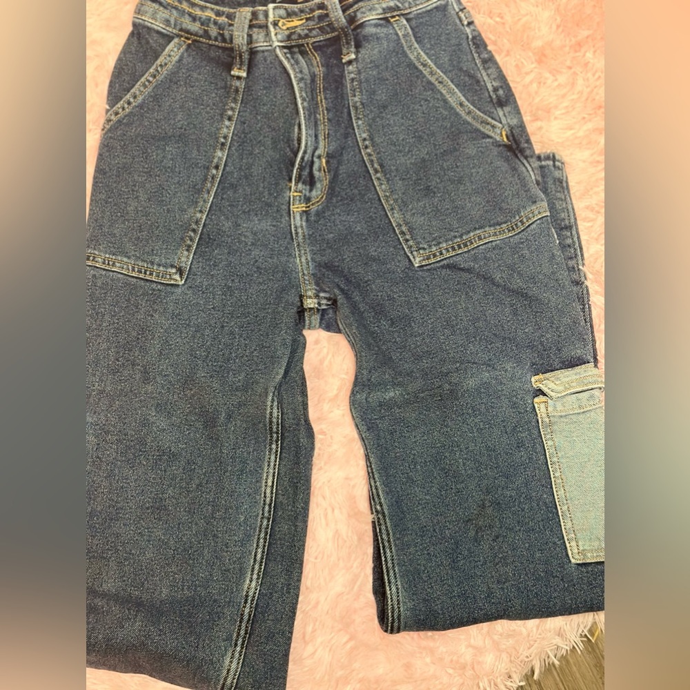 BAGGY JEANS